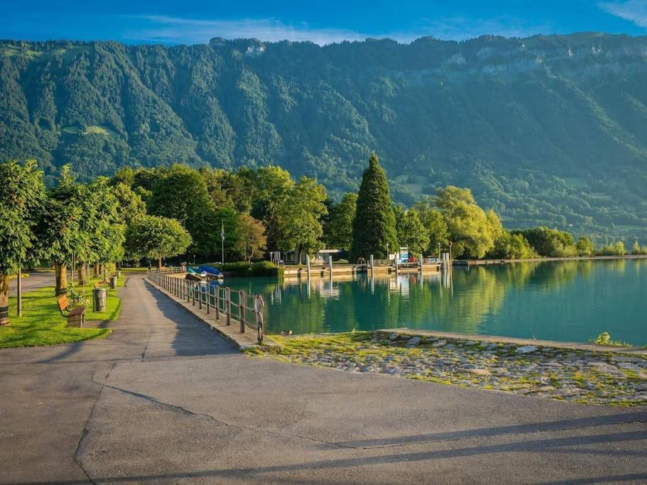 Chalet Mignon - Your Vacation Oasis At Lake Brienz Bonigen Exterior photo